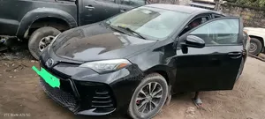 Toyota Corolla 2015 Noir