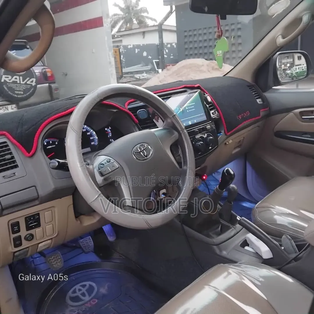 Toyota Fortuner 2014 Gris