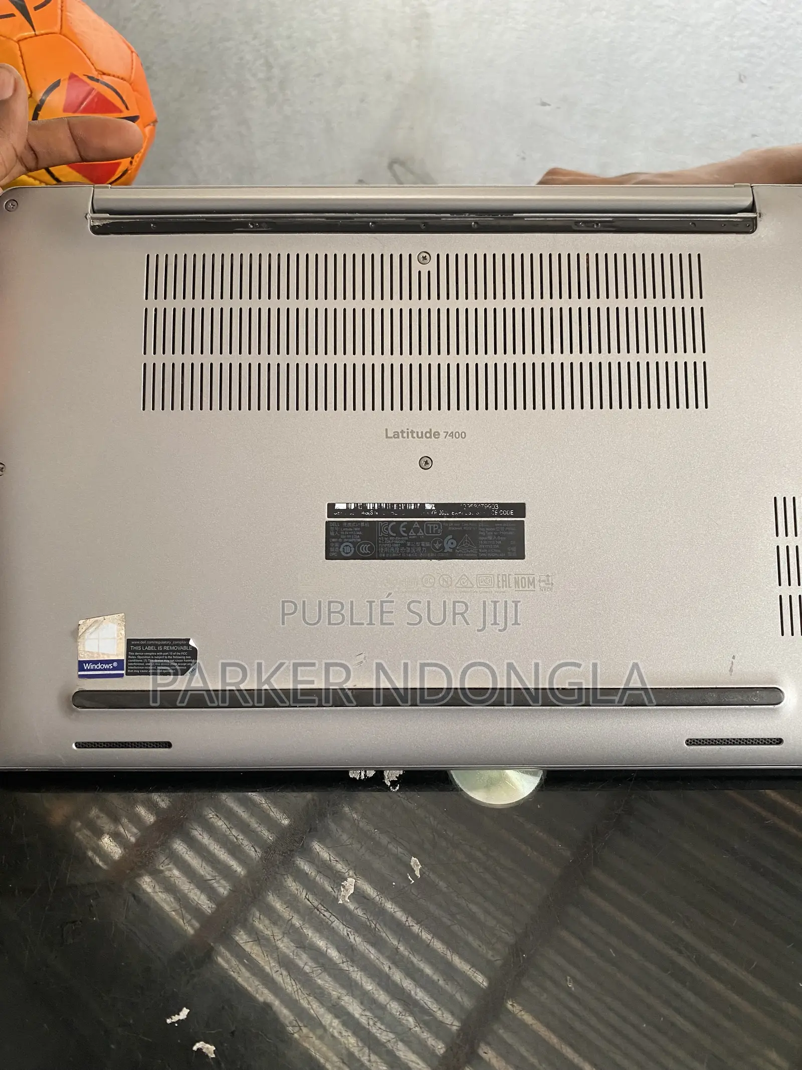 Ordinateur portable Dell Latitude 7400 16GB Intel Core i7 SSD 512GB