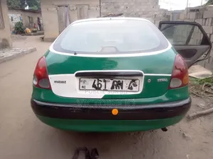Toyota Corolla 2012 Vert