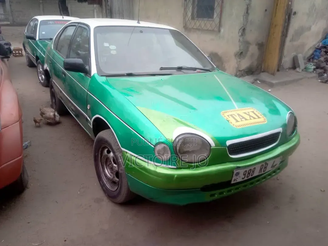 Toyota Corolla 2013 Vert