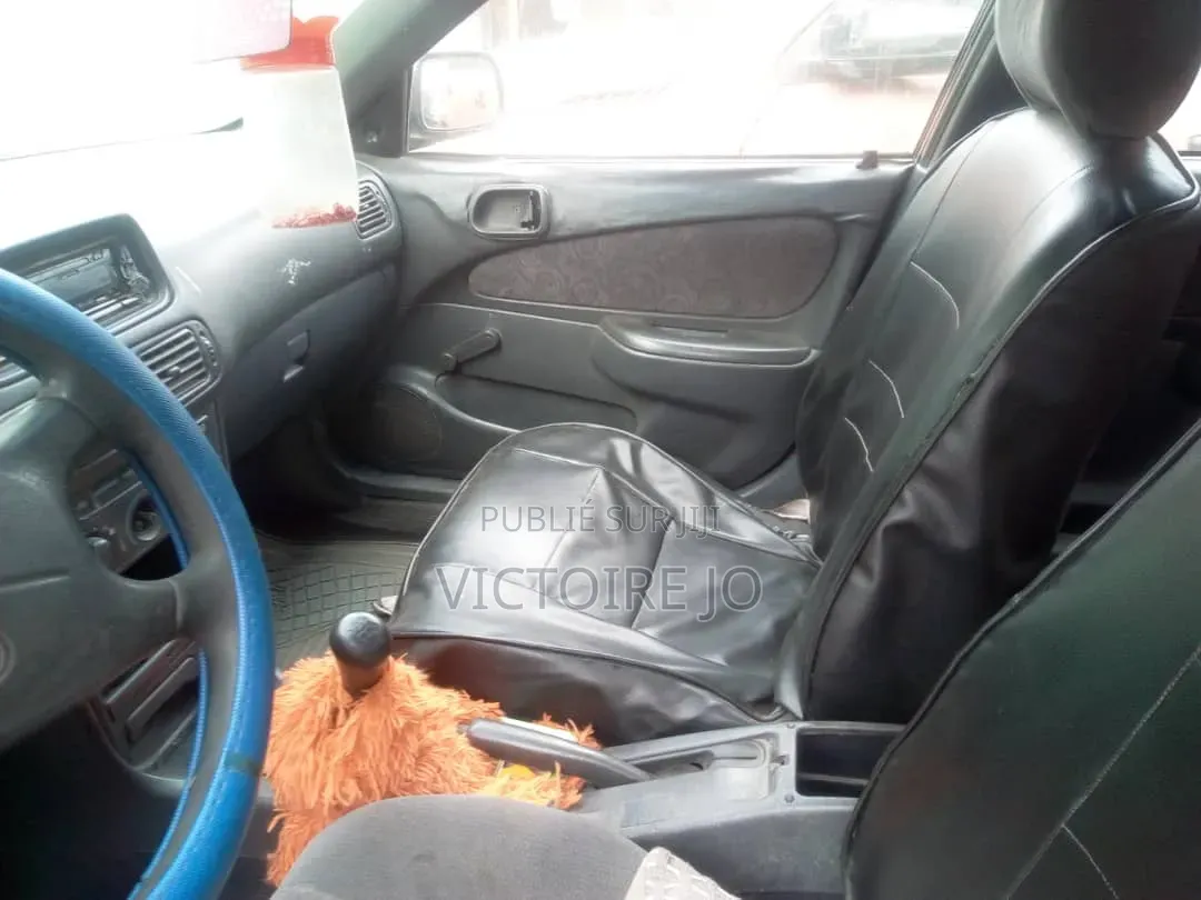Toyota Corolla 2013 Vert