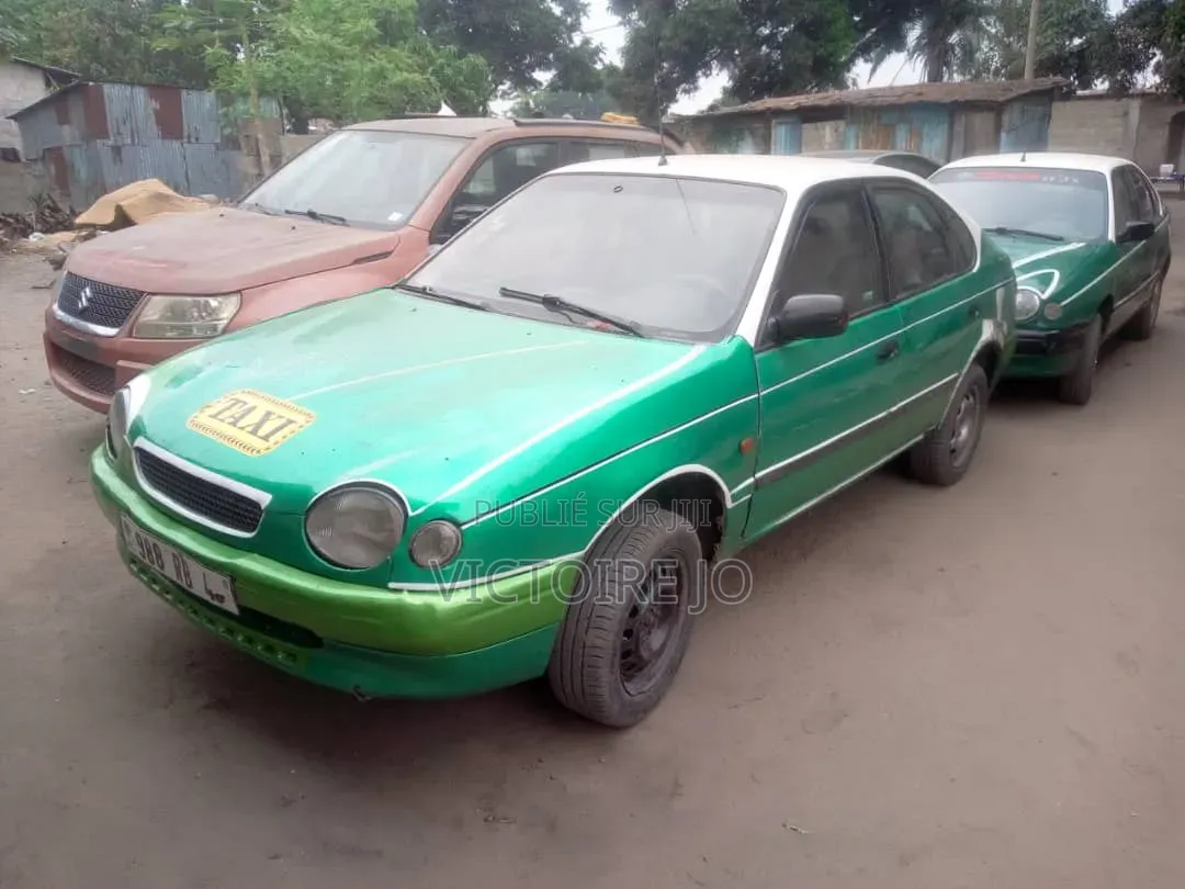 Toyota Corolla 2013 Vert