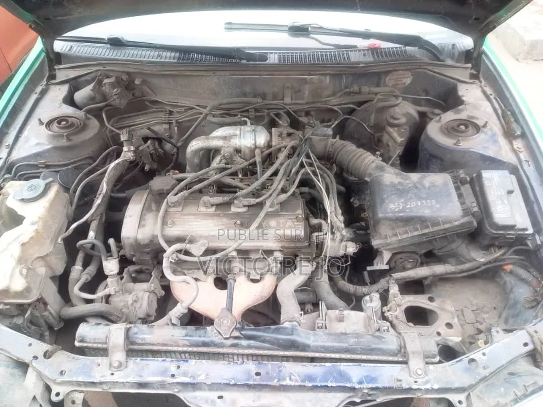 Toyota Corolla 2013 Vert