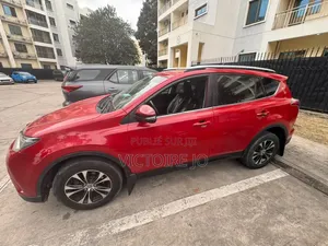 Toyota RAV4 2017 Rouge