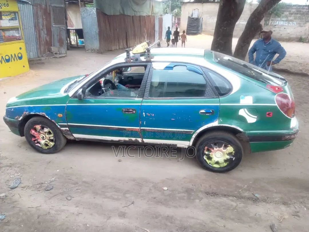 Toyota Corolla 2007 Vert