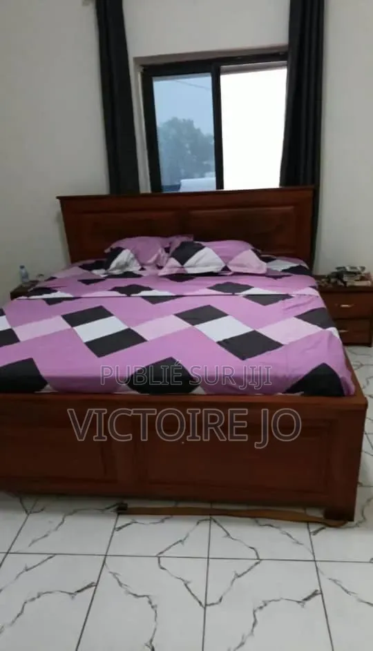 Lit 3 Places Avec Matelas Orthopédique