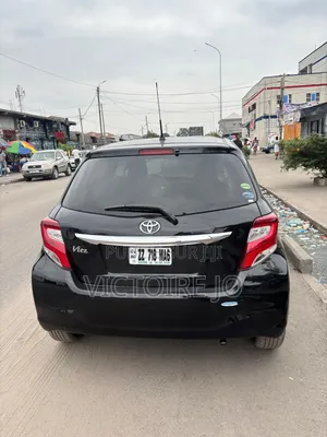 Toyota Yaris 2020 Noir