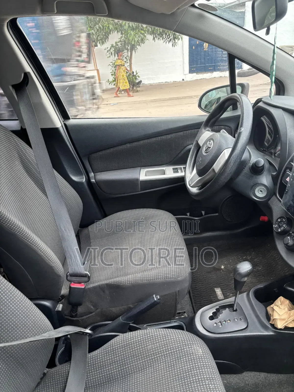 Toyota Yaris 2020 Noir