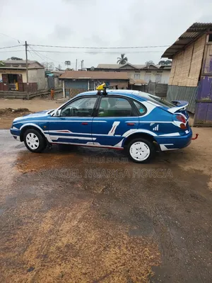 Toyota Corolla 2000 Bleu