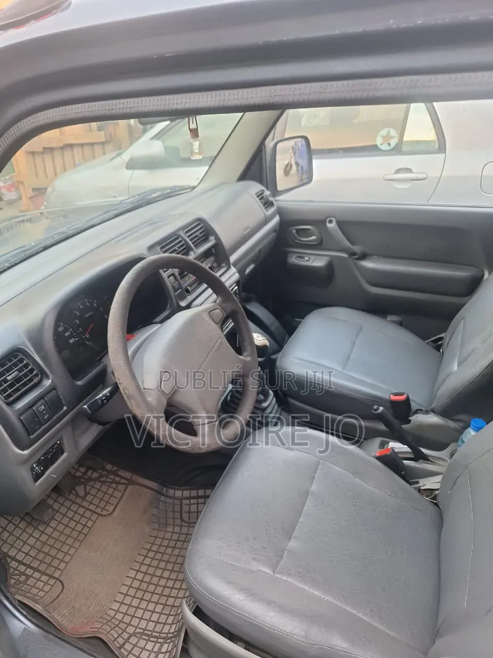 Suzuki Jimny 2018 Gris