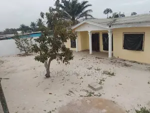 3chbre Appartement dans Wamba Leroi Haniel, Tié-Tié à Vendre