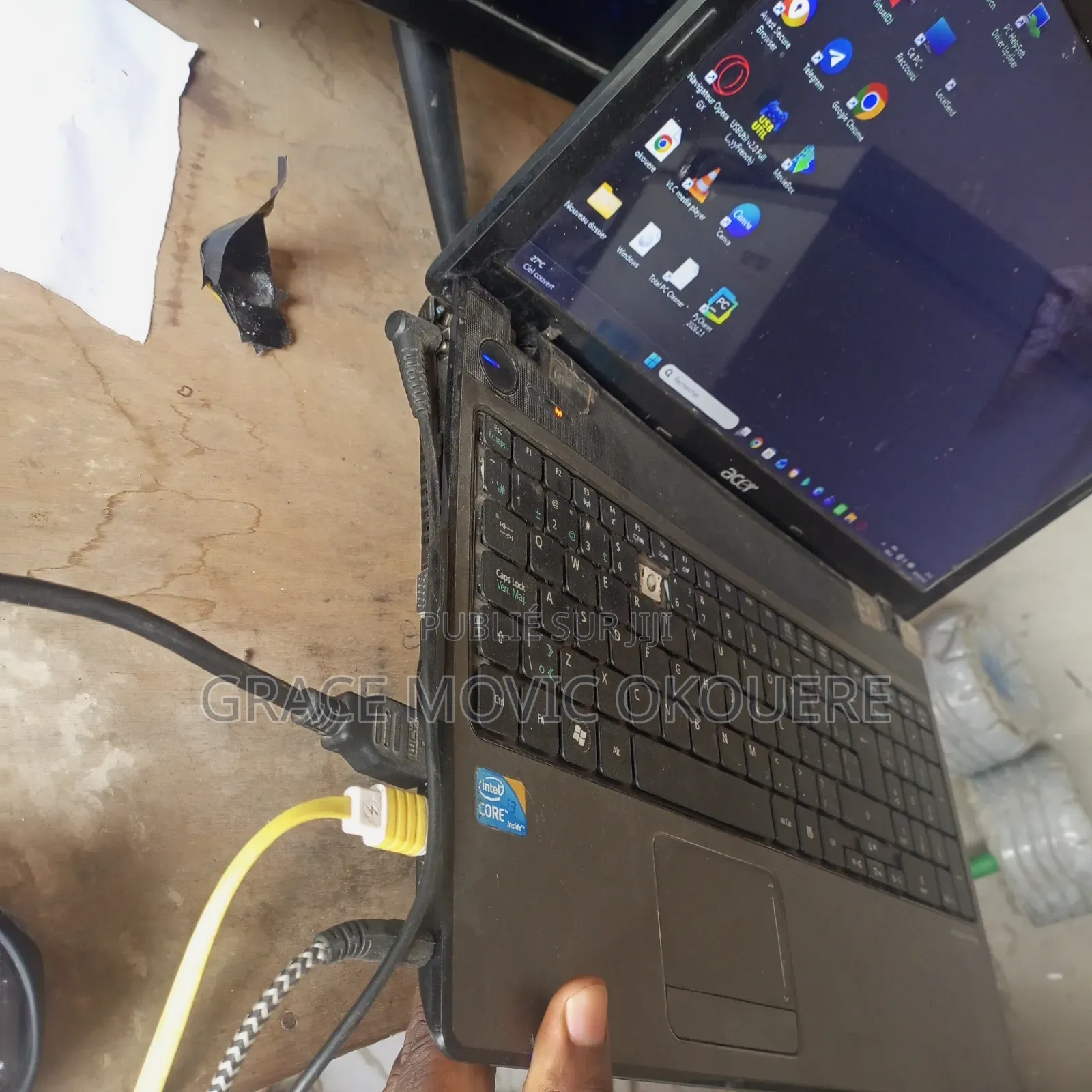 Ordinateur portable Acer AcerNote 4GB Intel Core i3 HDD 500GB