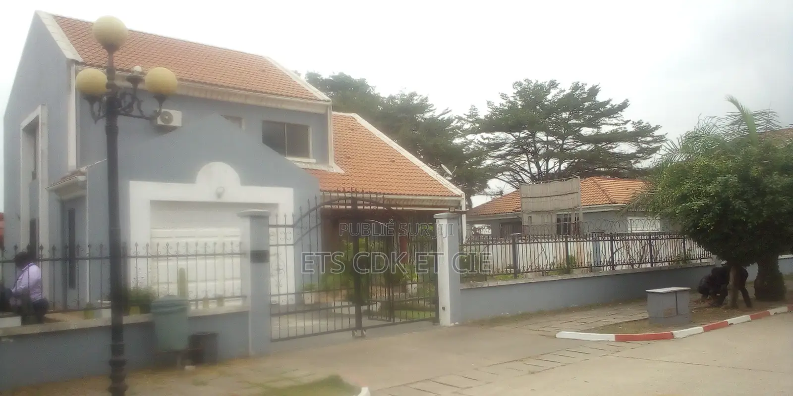 Meublé 4chbre Villa dans Villa Cdk Et Cie 104, Mvoumvou à Vendre