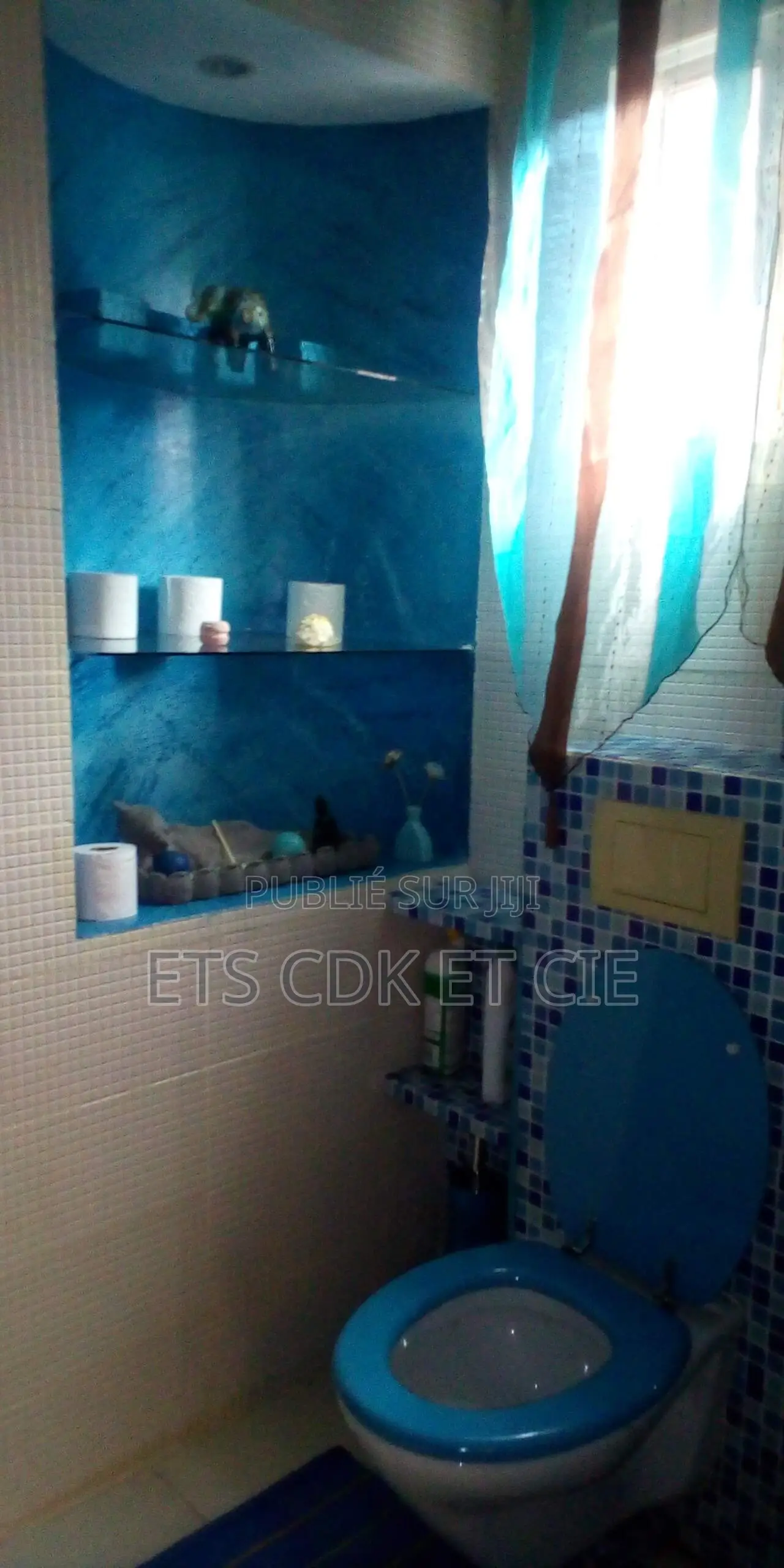 Meublé 4chbre Villa dans Cdk Et Cie Villa 120, Mvoumvou à Vendre