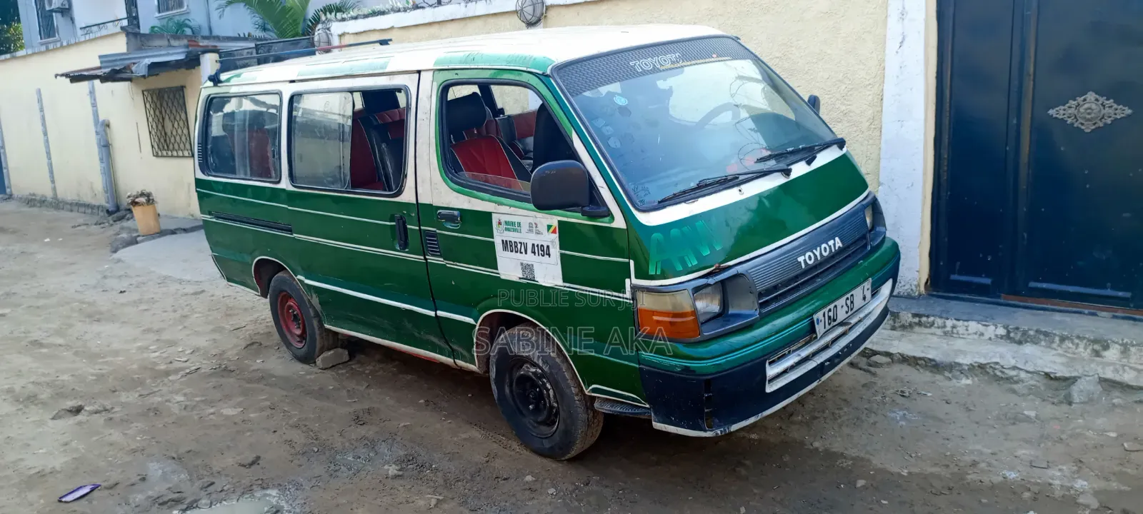 Toyota Grand HiAce Aero Storm Edition 3.0 Diesel Turbo 4WD 8-Seater