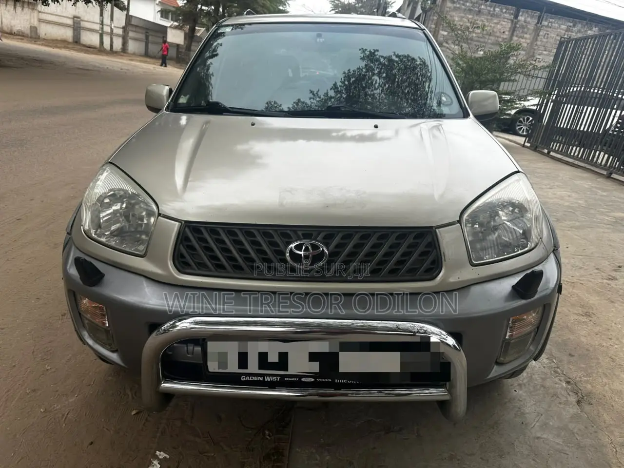 Toyota RAV4 Automatic 2003 Doré