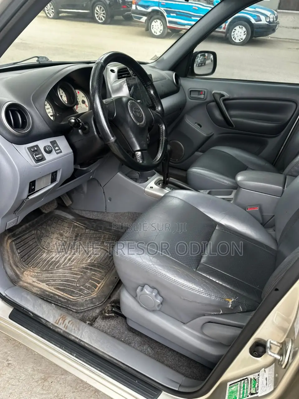 Toyota RAV4 Automatic 2003 Doré