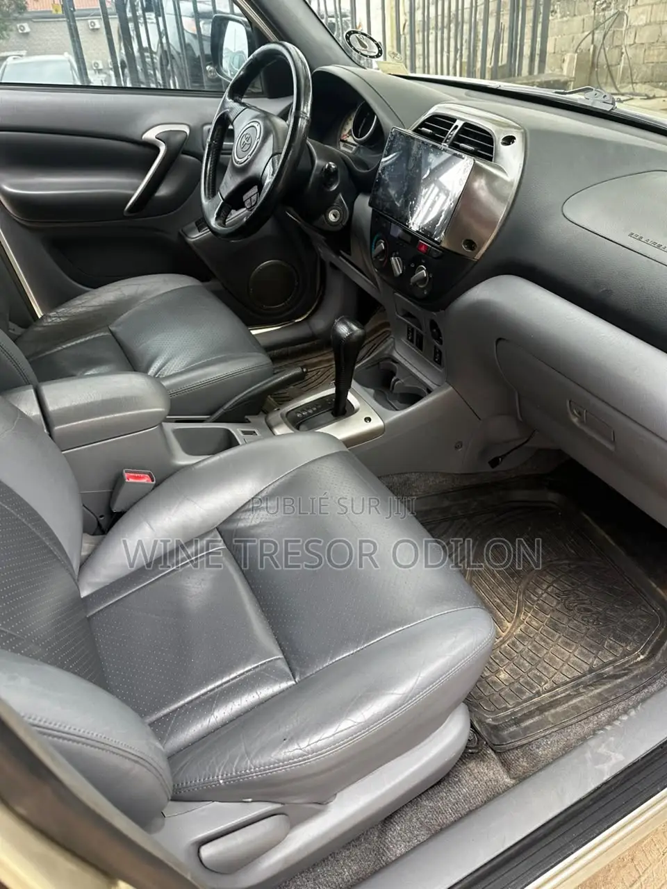 Toyota RAV4 Automatic 2003 Doré