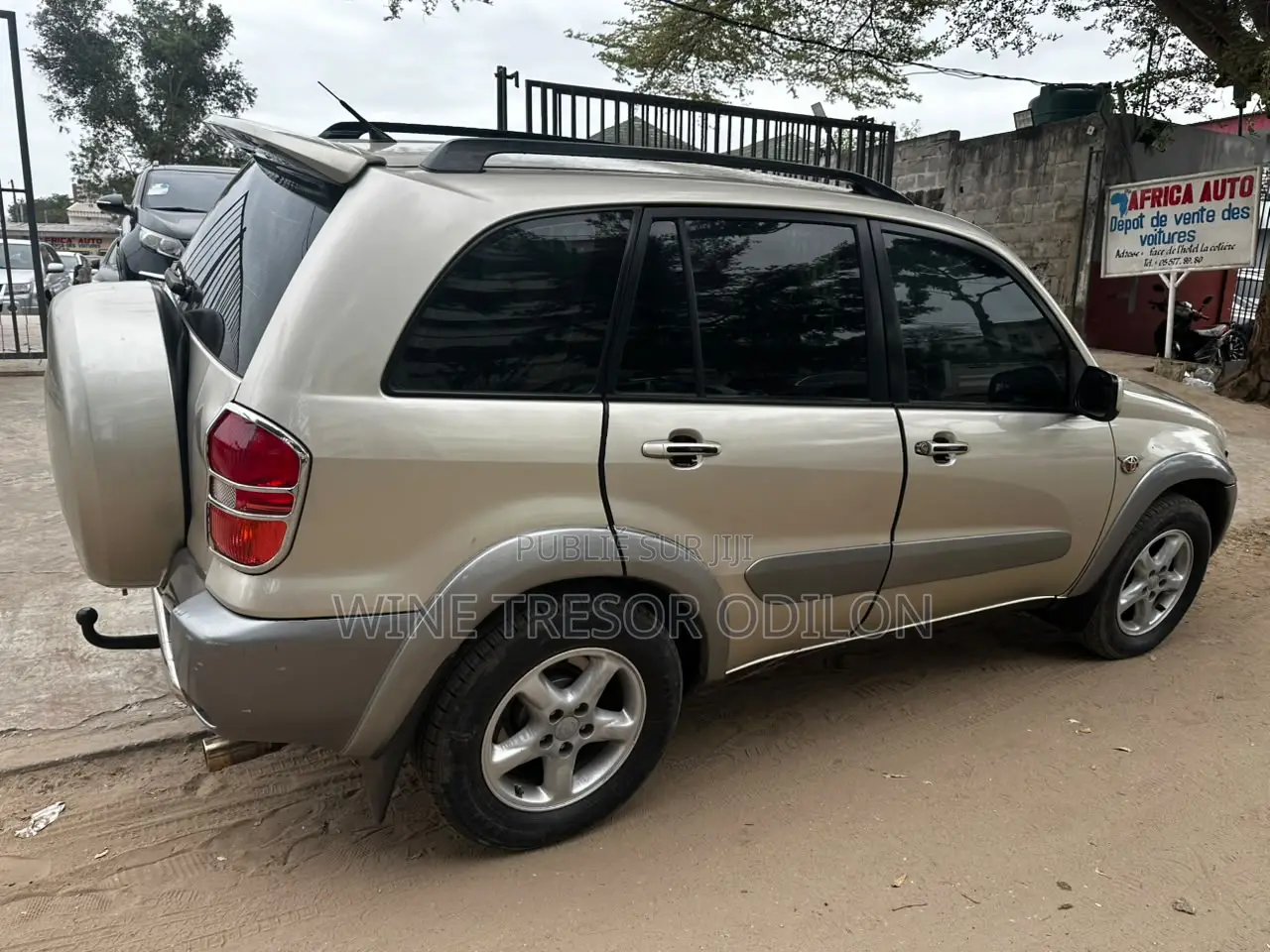 Toyota RAV4 Automatic 2003 Doré