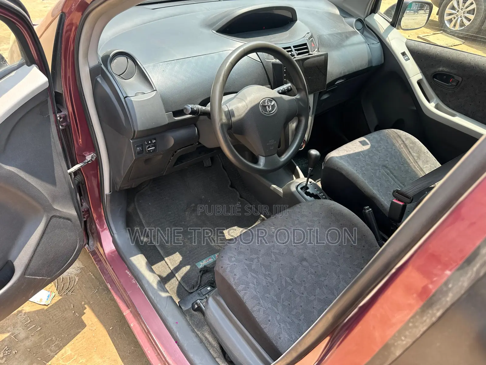 Toyota Yaris 1.0 Eco 2007 Rouge