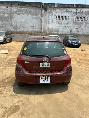 Toyota Yaris 1.0 Eco 2007 Rouge