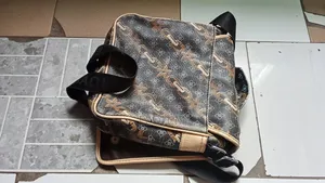 Nouveau Sac Louis Vuitton Doré 57000fr