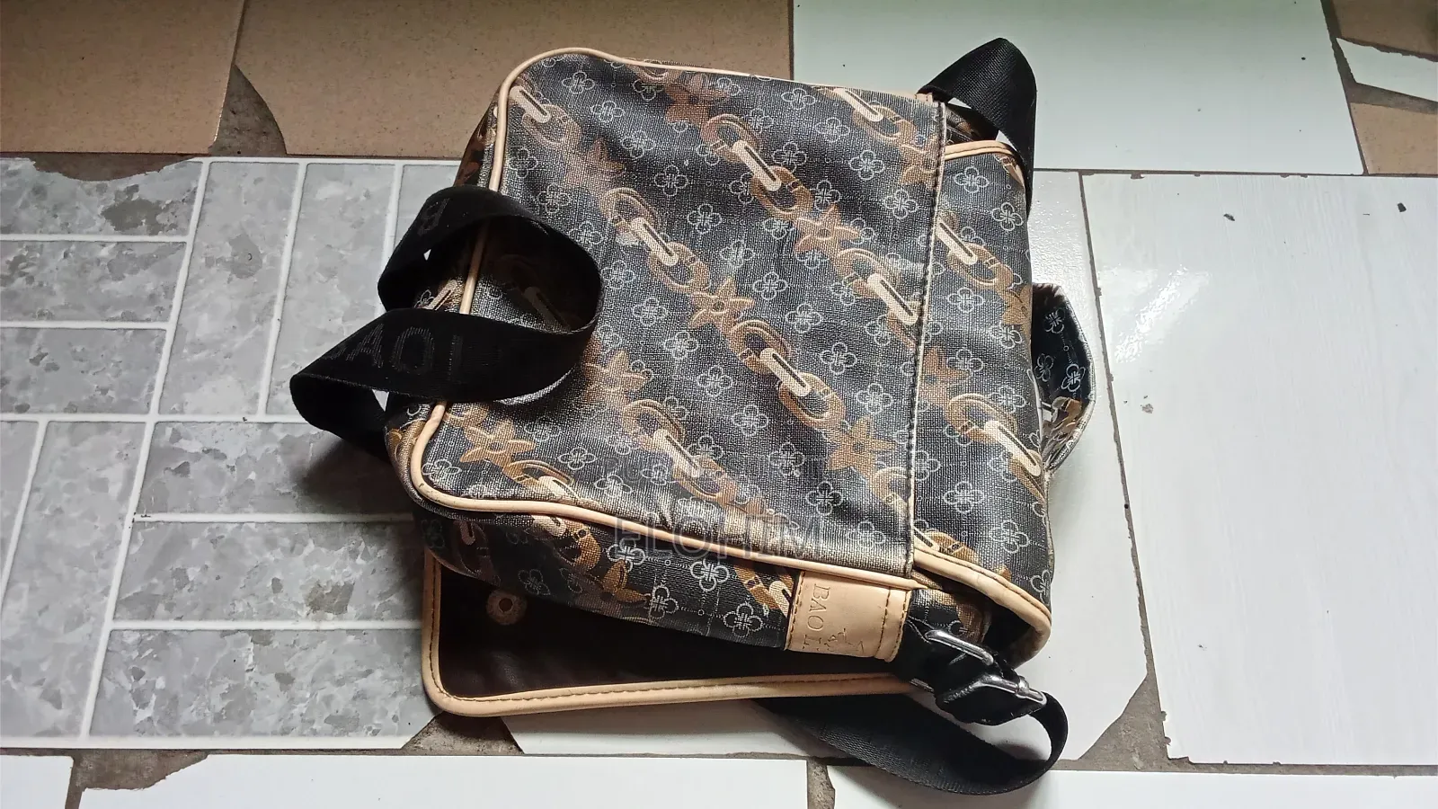 Nouveau Sac Louis Vuitton Doré 57000fr