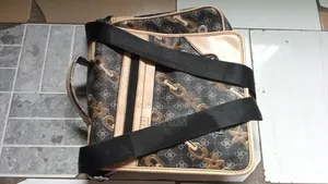 Nouveau Sac Louis Vuitton Doré 57000fr