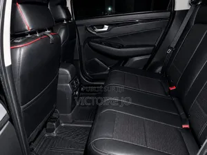 Toyota Avensis 2015 Noir