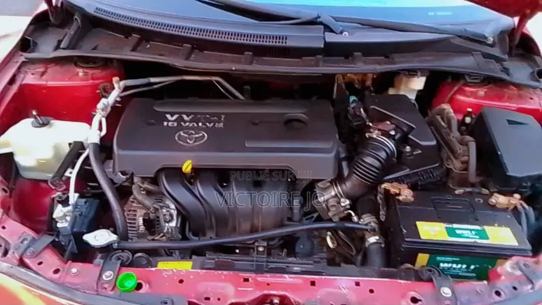 Toyota Corolla 2011 Rouge