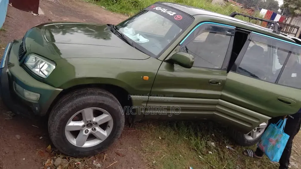 Toyota RAV4 1999 Vert