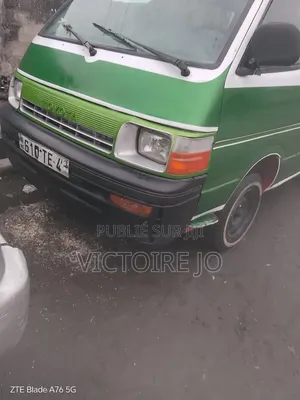 Toyota HiAce 2017 Vert