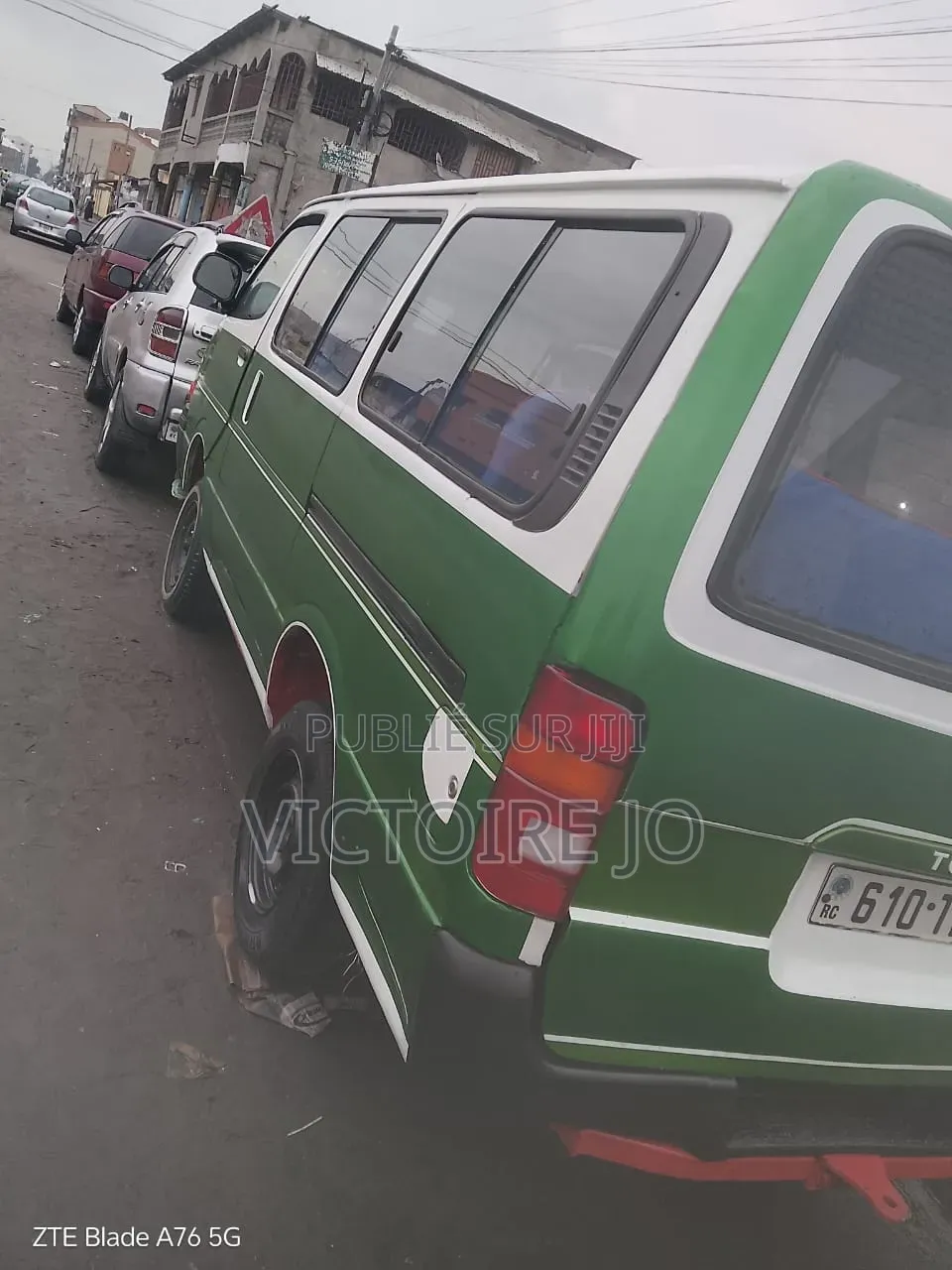 Toyota HiAce 2017 Vert