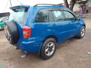 Toyota RAV4 2010 Bleu