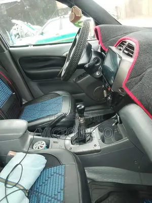 Toyota RAV4 2010 Bleu