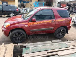 Toyota RAV4 2010 Rouge
