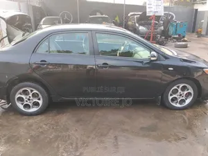 Toyota Corolla 2015 Noir