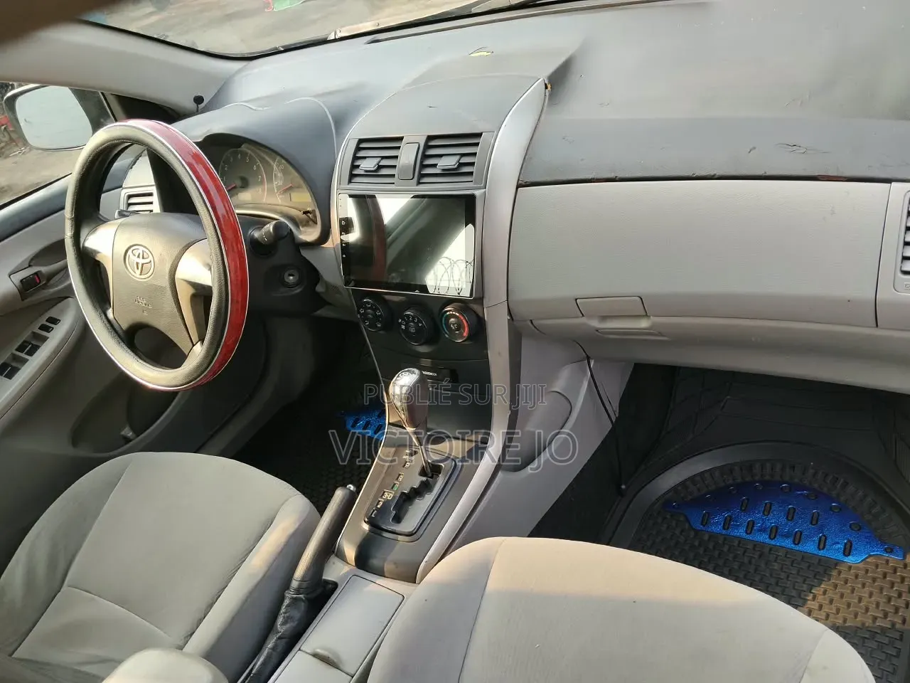 Toyota Corolla 2015 Noir