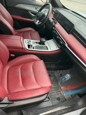 Jetour X70 Plus 2024 Gris