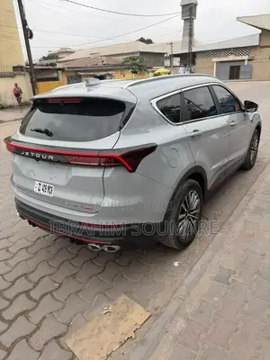 Jetour X70 Plus 2024 Gris