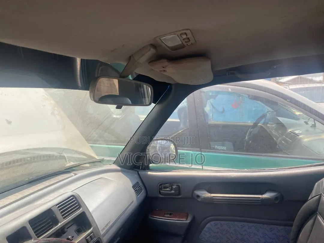 Toyota RAV4 1999 Gris