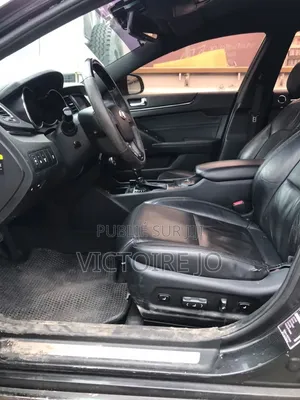 Kia K5 2021 Gris