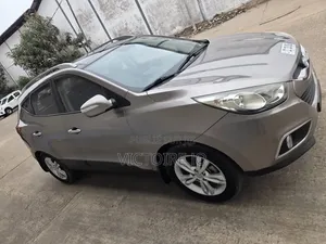 Hyundai Tucson 2023 Marron