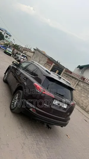 Toyota RAV4 2016 Marron