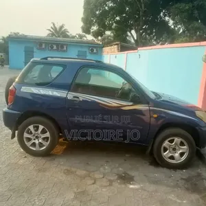 Toyota RAV4 2006 Bleu