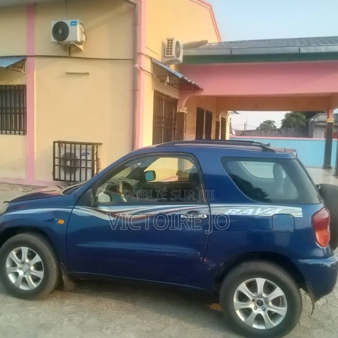 Toyota RAV4 2006 Bleu