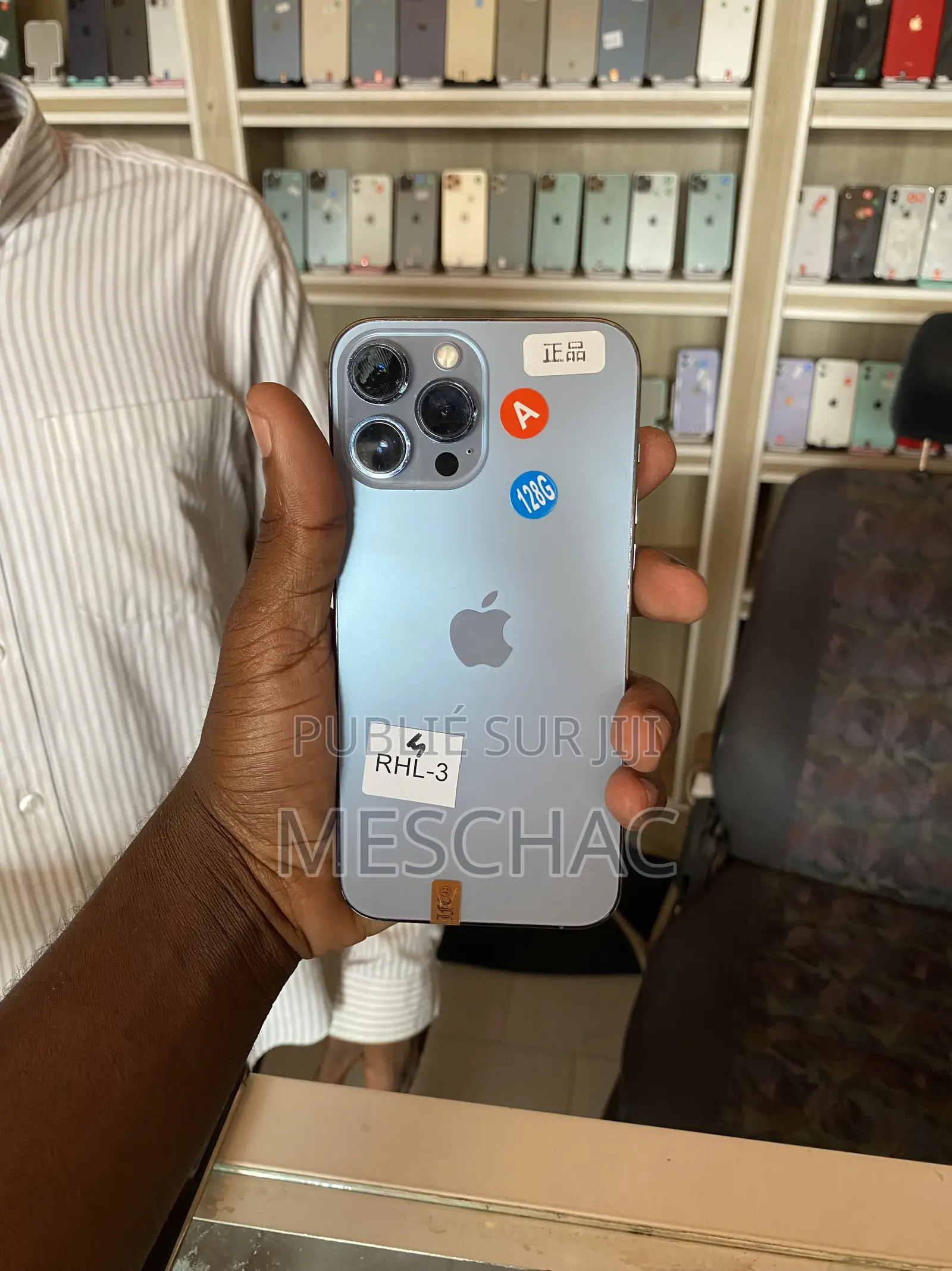 Nouveau Apple iPhone 13 Pro Max 128 GB Bleu