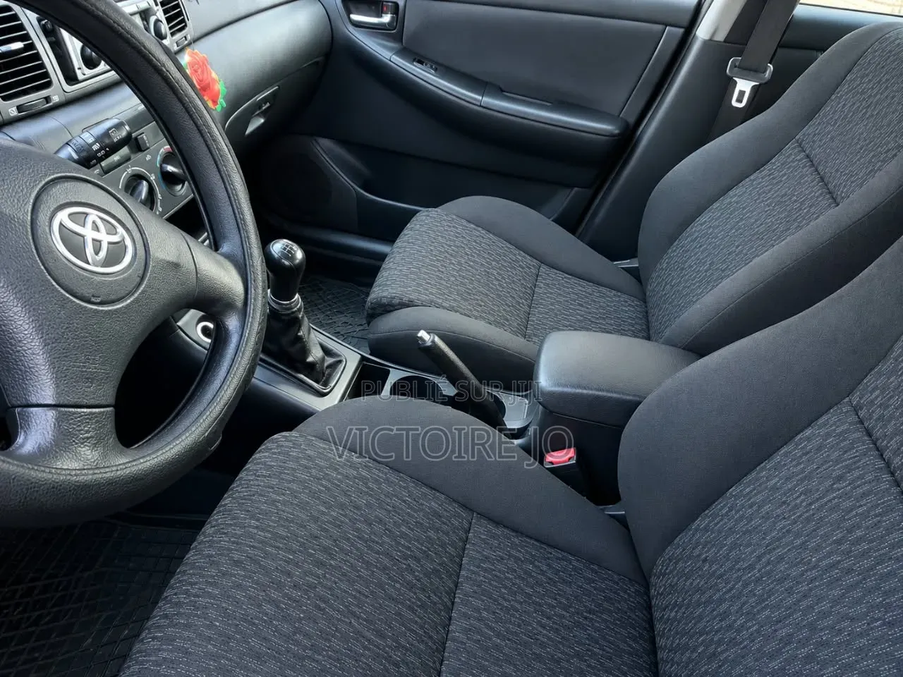 Toyota Corolla 2017 Gris