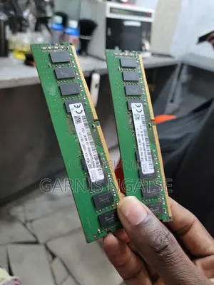 BARRETTE RAM SK Hynix 8Go DDR4 Haute Performance Pour PC Bureau